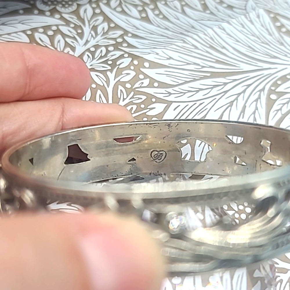 Brighton "LE LOUVRE" Art Nouveau Bangle w Carved Scrolls & Swarovski Crystals! - Picture 10 of 11